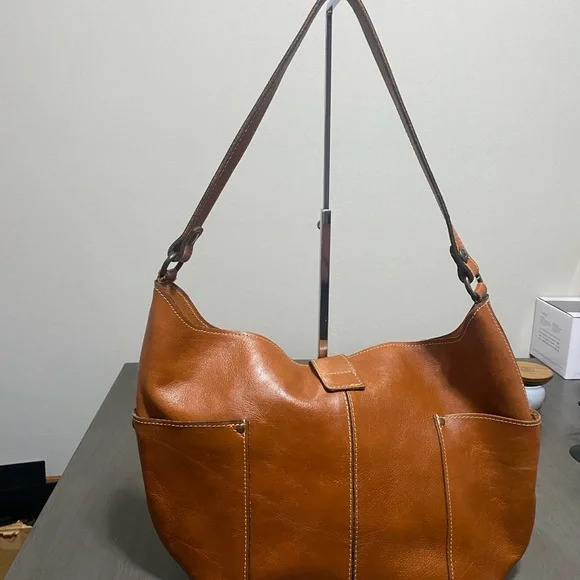 Patricia Nash Urbino Hobo Tan Leather Shoulder Bag - Picture 2 of 8